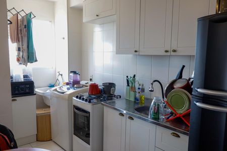 Cozinha de apartamento para alugar com 1 quarto, 27m² em Conceicao, Osasco