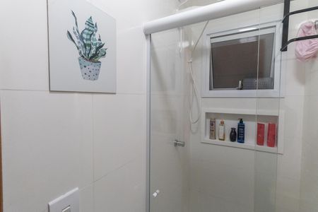 Banheiro de apartamento para alugar com 1 quarto, 32m² em Vila Mazzei, São Paulo