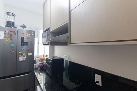 Cozinha de apartamento para alugar com 1 quarto, 32m² em Vila Mazzei, São Paulo