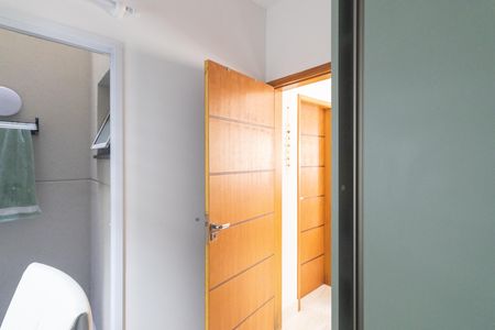 Quarto 1 de apartamento para alugar com 1 quarto, 32m² em Vila Mazzei, São Paulo