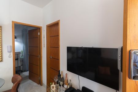 Sala de apartamento para alugar com 1 quarto, 32m² em Vila Mazzei, São Paulo