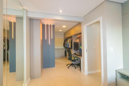 Apartamento para alugar com 115m², 2 quartos e 1 vaga Apartamento para alugar com 115m², 2 quartos e 1 vagaCloset da suíte