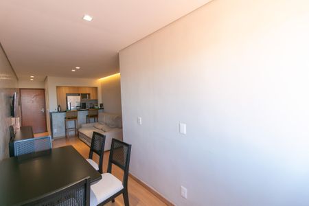 Apartamento para alugar com 69m², 2 quartos e 1 vaga