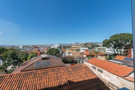 Apartamento para alugar com 69m², 2 quartos e 1 vaga