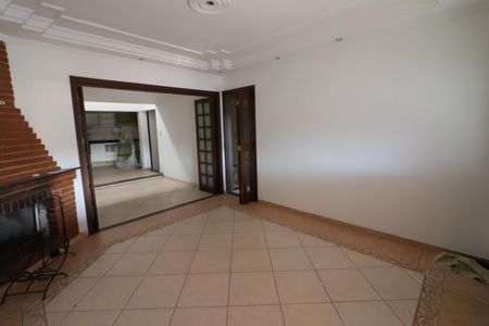 Sala de casa à venda com 3 quartos, 213m² em Jaguaribe, Osasco