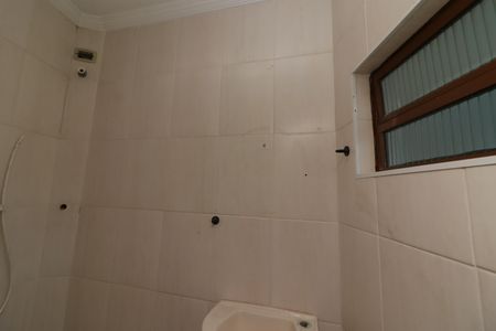 Casa à venda com 213m², 3 quartos e 2 vagasBanheiro social