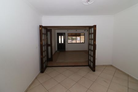 Casa à venda com 213m², 3 quartos e 2 vagasCozinha
