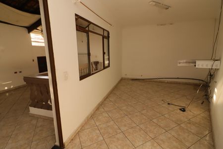 Casa à venda com 213m², 3 quartos e 2 vagasQuarto 2