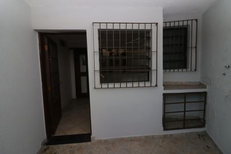 Casa à venda com 213m², 3 quartos e 2 vagasÁrea de serviço