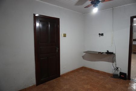 Casa para alugar com 2 quartos, 60m² em Itaquera, São Paulo