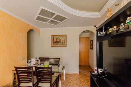 Apartamento para alugar com 75m², 3 quartos e 1 vaga Apartamento para alugar com 75m², 3 quartos e 1 vagaSala