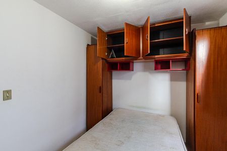 Quarto 2 de apartamento para alugar com 2 quartos, 40m² em Campo Novo, Porto Alegre