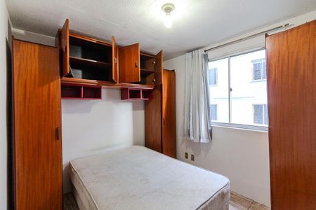 Quarto 2 de apartamento para alugar com 2 quartos, 40m² em Campo Novo, Porto Alegre