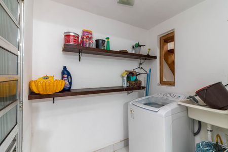 Casa à venda com 345m², 8 quartos e 3 vagasÁrea de Serviço