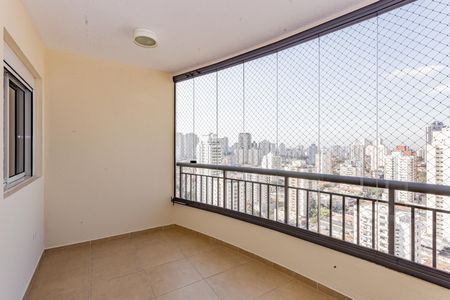 Varanda de apartamento à venda com 4 quartos, 108m² em Vila Gumercindo, São Paulo