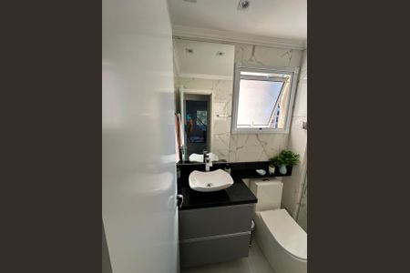 Apartamento à venda com 72m², 2 quartos e 1 vaga Apartamento à venda com 72m², 2 quartos e 1 vagaBanheiro