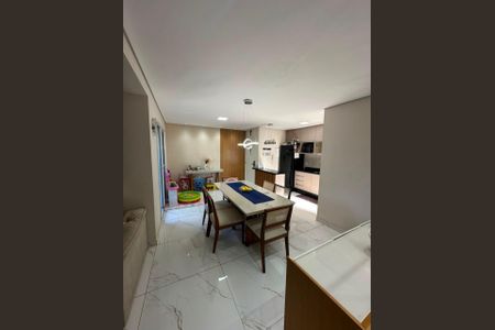 Apartamento à venda com 72m², 2 quartos e 1 vaga Apartamento à venda com 72m², 2 quartos e 1 vagaSala