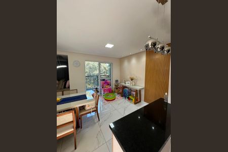 Apartamento à venda com 72m², 2 quartos e 1 vaga Apartamento à venda com 72m², 2 quartos e 1 vagaSala