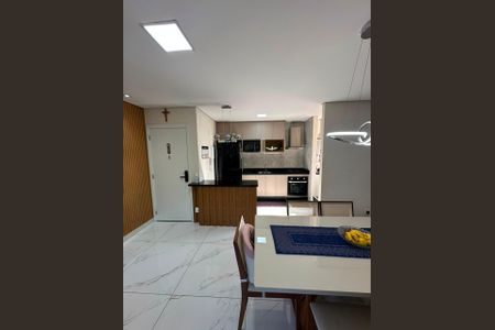 Apartamento à venda com 72m², 2 quartos e 1 vaga Apartamento à venda com 72m², 2 quartos e 1 vagaSala