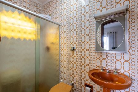Banheiro de casa à venda com 3 quartos, 176m² em Jardim Cláudia, São Paulo