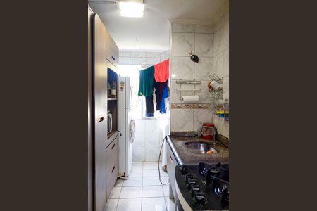 Cozinha de apartamento à venda com 2 quartos, 42m² em Vila dos Remedios, Osasco