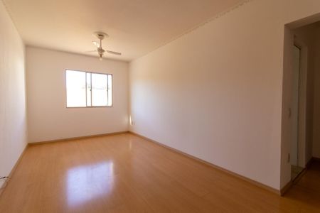 Apartamento à venda com 81m², 2 quartos e 1 vagaSala