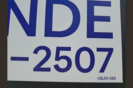 Casa à venda com 158m², 4 quartos e 2 vagas Casa à venda com 158m², 4 quartos e 2 vagasPlaca