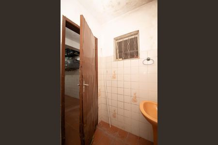 Casa à venda com 158m², 4 quartos e 2 vagas Casa à venda com 158m², 4 quartos e 2 vagasBanheiro de serviço