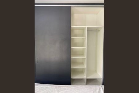 Cozinha de kitnet/studio para alugar com 1 quarto, 28m² em Santana, São Paulo