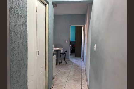 Sala de casa à venda com 5 quartos, 300m² em Veloso, Osasco