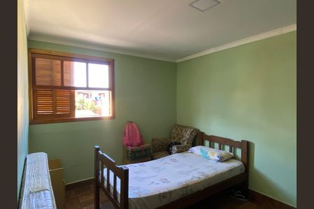 Casa à venda com 300m², 5 quartos e 2 vagas Casa à venda com 300m², 5 quartos e 2 vagasQuarto 3