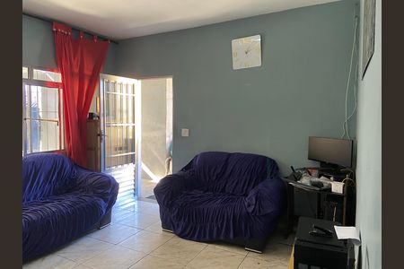 Casa à venda com 300m², 5 quartos e 2 vagas Casa à venda com 300m², 5 quartos e 2 vagasSala