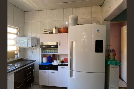 Casa à venda com 300m², 5 quartos e 2 vagas Casa à venda com 300m², 5 quartos e 2 vagasCozinha