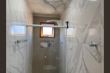 Casa à venda com 300m², 5 quartos e 2 vagas Casa à venda com 300m², 5 quartos e 2 vagasBanheiro