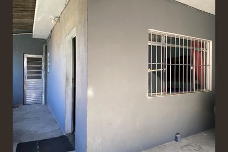 Casa à venda com 300m², 5 quartos e 2 vagas Casa à venda com 300m², 5 quartos e 2 vagasÁrea externa