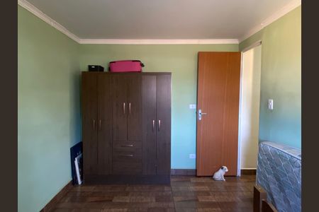 Casa à venda com 300m², 5 quartos e 2 vagas Casa à venda com 300m², 5 quartos e 2 vagasQuarto 3