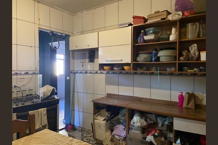 Casa à venda com 300m², 5 quartos e 2 vagas Casa à venda com 300m², 5 quartos e 2 vagasCozinha 2