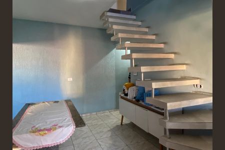 Casa à venda com 300m², 5 quartos e 2 vagas Casa à venda com 300m², 5 quartos e 2 vagasSala de Jantar