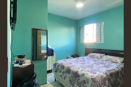 Casa à venda com 300m², 5 quartos e 2 vagas Casa à venda com 300m², 5 quartos e 2 vagasQuarto 2