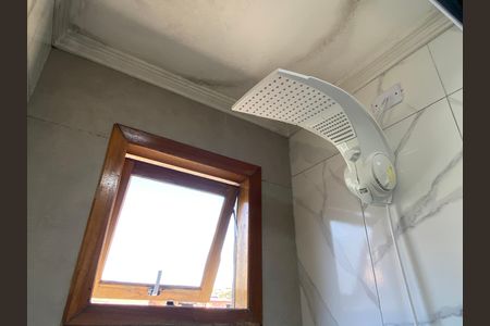 Casa à venda com 300m², 5 quartos e 2 vagas Casa à venda com 300m², 5 quartos e 2 vagasBanheiro