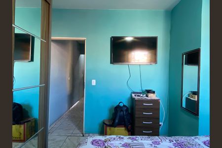 Casa à venda com 300m², 5 quartos e 2 vagas Casa à venda com 300m², 5 quartos e 2 vagasQuarto 2