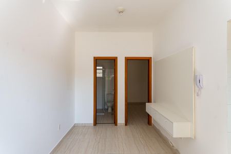 Sala de casa de condomínio para alugar com 1 quarto, 38m² em Vila Nova Mazzei, São Paulo