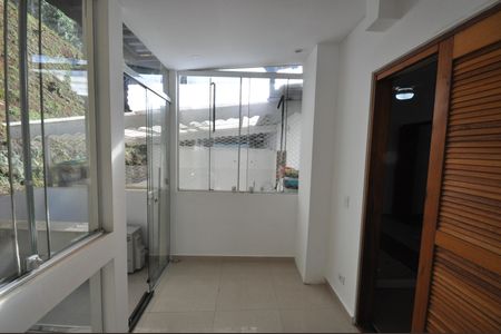 Casa de condomínio à venda com 133m², 2 quartos e 1 vagaVarando do Quarto 2