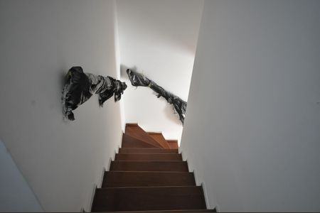 Casa de condomínio à venda com 133m², 2 quartos e 1 vagaEscada
