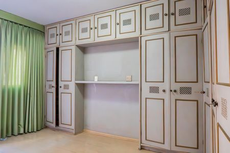 Apartamento para alugar com 140m², 3 quartos e 2 vagas Apartamento para alugar com 140m², 3 quartos e 2 vagasQuarto 2