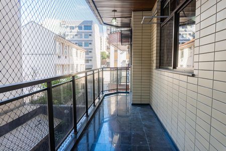 Varanda de apartamento para alugar com 3 quartos, 140m² em Tijuca, Rio de Janeiro