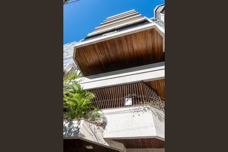 Apartamento para alugar com 140m², 3 quartos e 2 vagas Apartamento para alugar com 140m², 3 quartos e 2 vagasPlaca