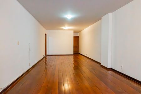 Sala de apartamento para alugar com 3 quartos, 140m² em Tijuca, Rio de Janeiro