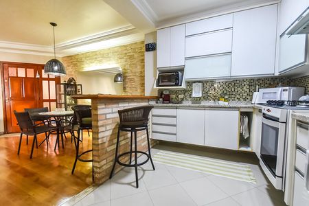 Casa de condomínio à venda com 140m², 3 quartos e 2 vagasCozinha