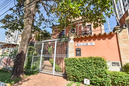 Casa de condomínio à venda com 140m², 3 quartos e 2 vagasFachada
